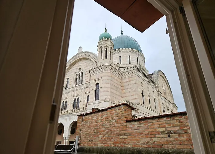 Sant\'Ambrogio Terrace Tales Apartment